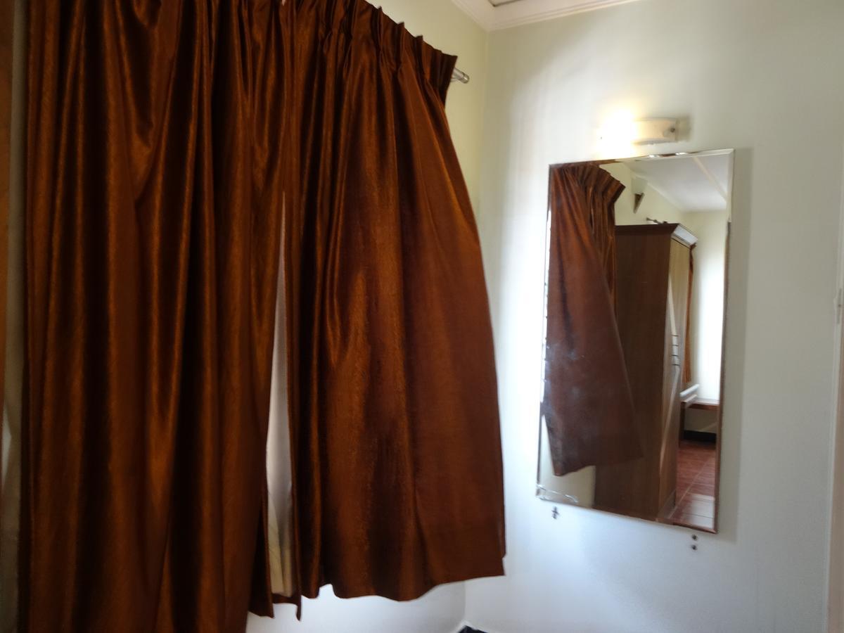Hotel S R M Central Park Chennai Ngoại thất bức ảnh