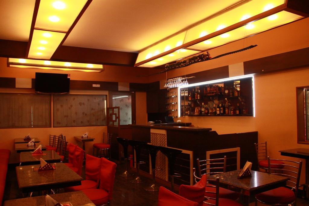 Hotel S R M Central Park Chennai Ngoại thất bức ảnh