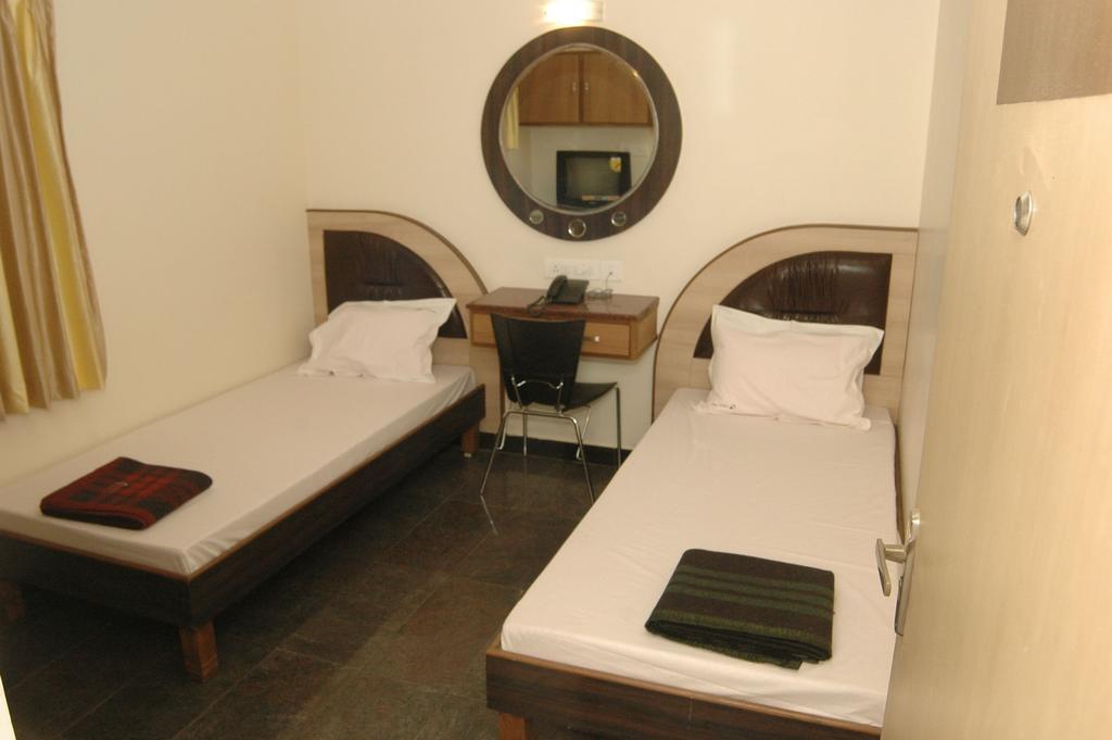 Hotel S R M Central Park Chennai Phòng bức ảnh