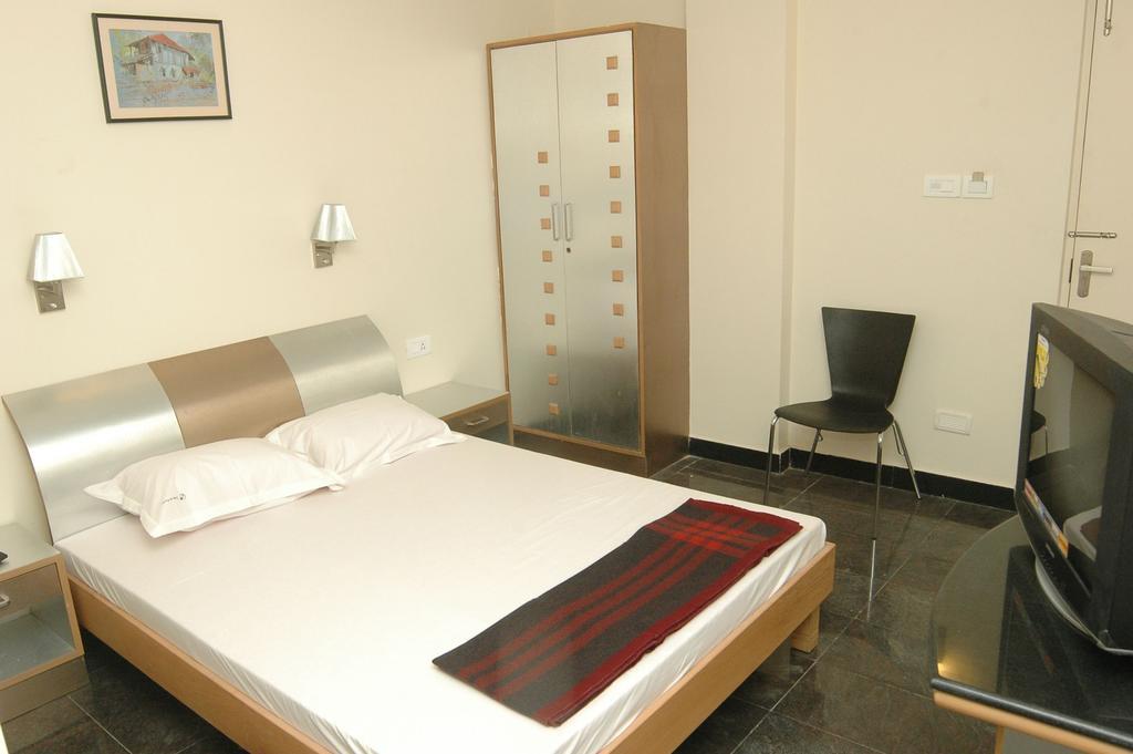 Hotel S R M Central Park Chennai Phòng bức ảnh